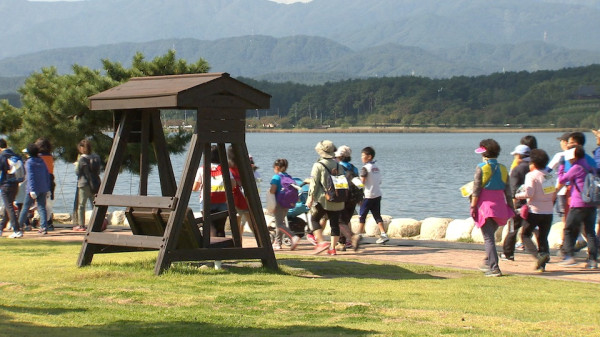 강릉경포호수공원을걸으며걷는즐거움만끽.jpg